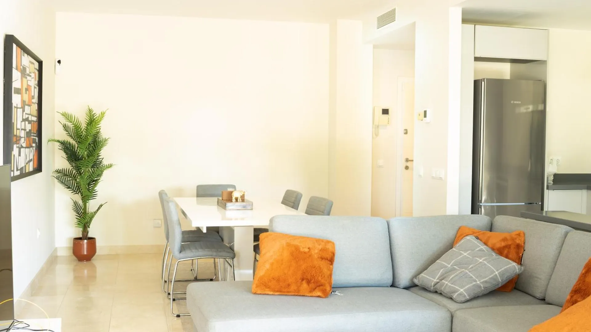 Apartment Bajo Encantador Y Familiar En Benahavis Estepona